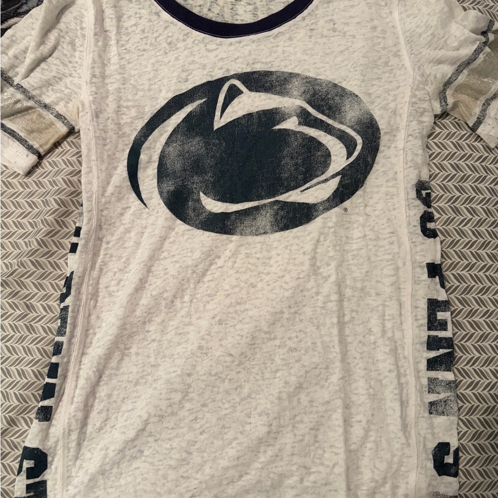 PINK Victoria's Secret White and Navy Graphic Tee